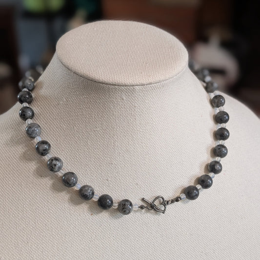 ✨Yang-ish✨| Reversible Labradorite Necklace with Heart Toggle Closure