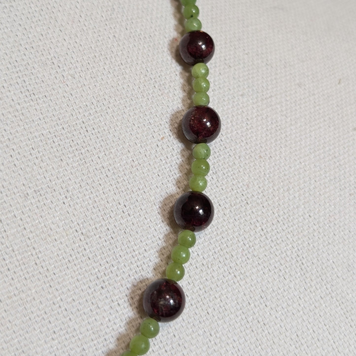✨Feliris✨| Garnet & Nephrite Jade Necklace with Cat Charm