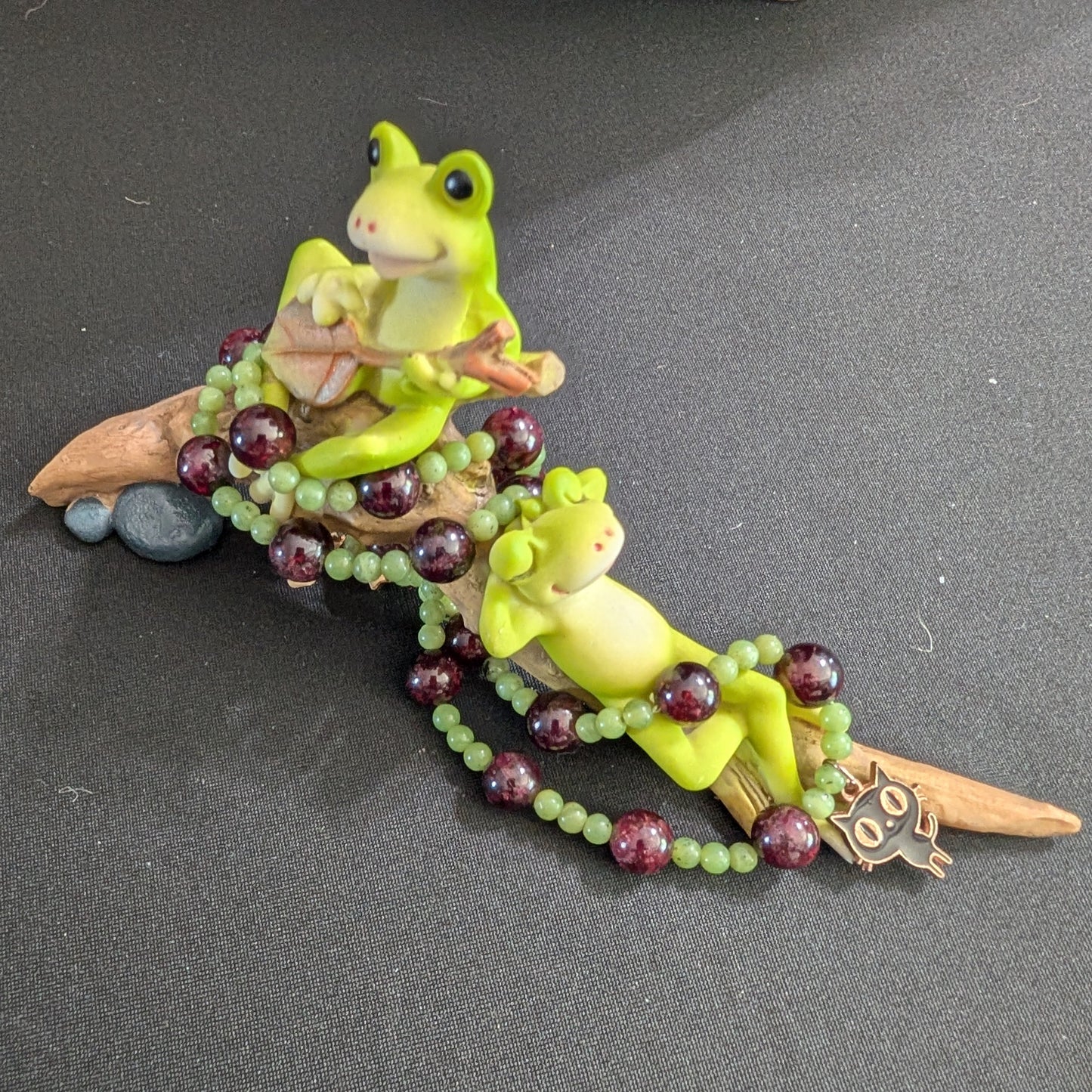 ✨Feliris✨| Garnet & Nephrite Jade Necklace with Cat Charm