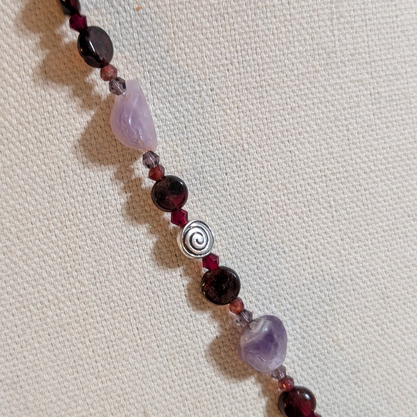 ✨Thistlecoil✨| Garnet & Amethyst Spiral Necklace
