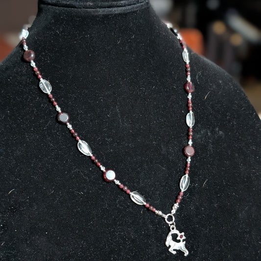✨Starleap✨| Garnet & Clear Quartz Capricorn Zodiac Necklace