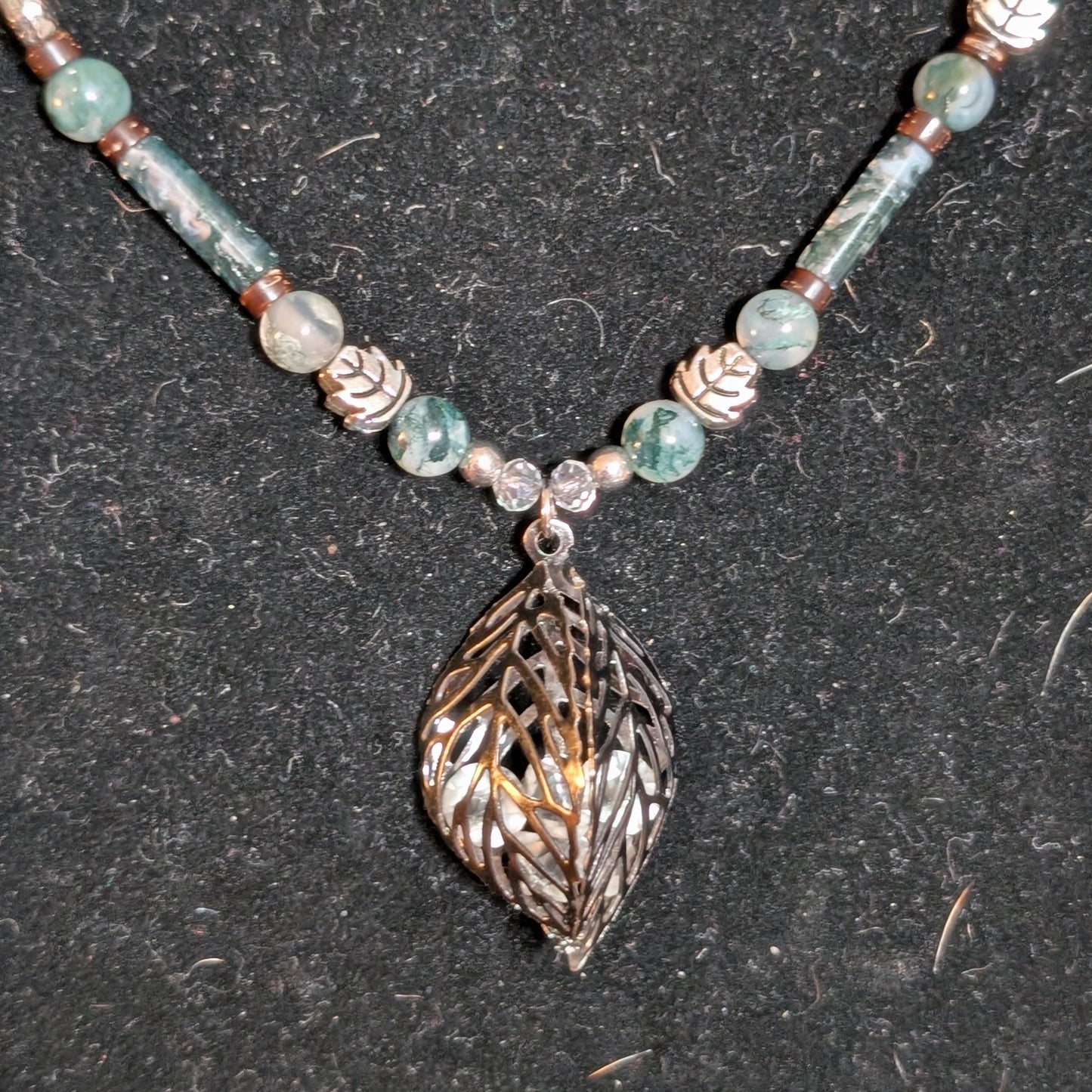 ✨Mossleaf Glen✨| Moss Agate & Wood Necklace with 3D Metal Filigree Leaf Pendant