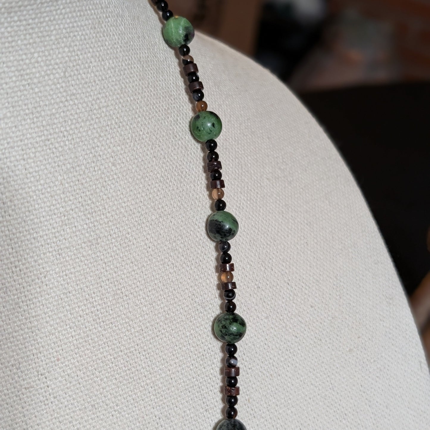 ✨The Vineroot Leaf✨| Ruby Zoisite, Sardonyx, & Wood Necklace with Leaf Pendant