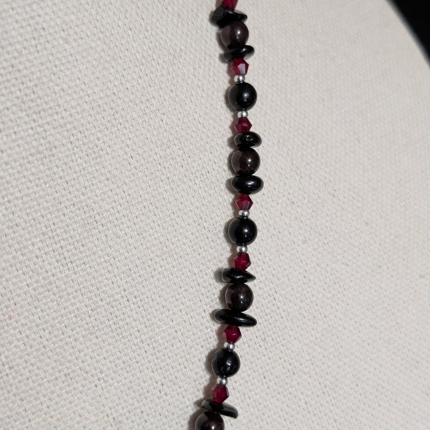 ✨Obscorpion✨| Scorpio Zodiac Necklace in Garnet & Black Tourmaline
