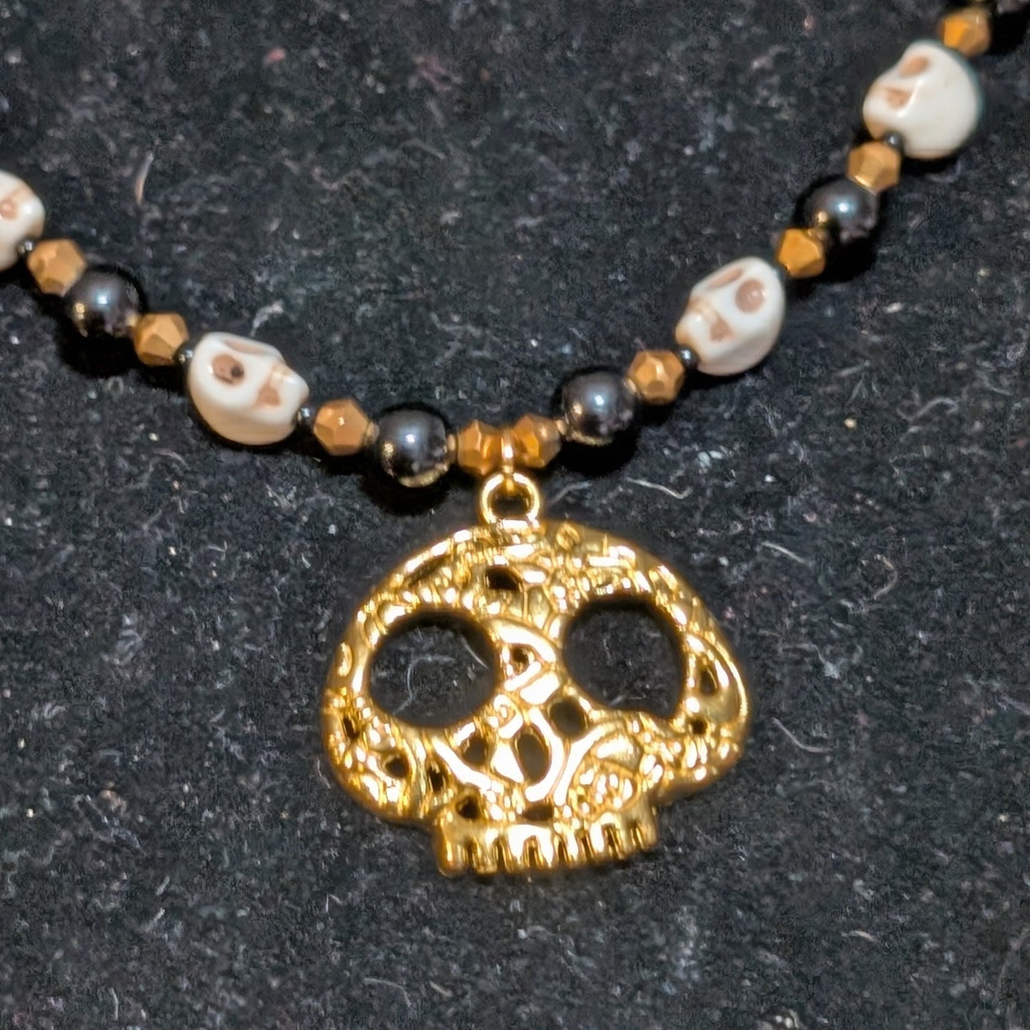 ✨Plundergeist✨| Onyx, Skull & Gold-Toned Filigree Pirate Necklace