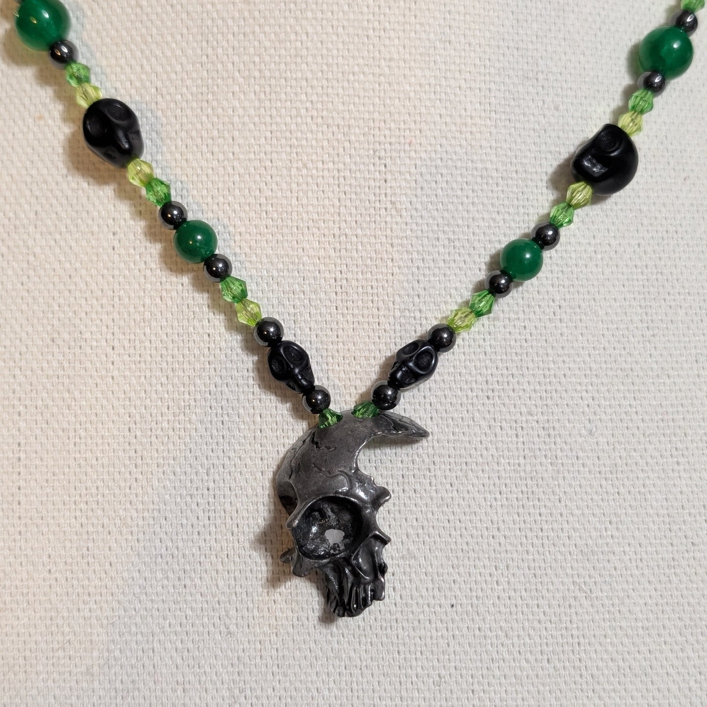 ✨Corroselle✨| Green Jade and Hematite Necklace with Skull Pendant