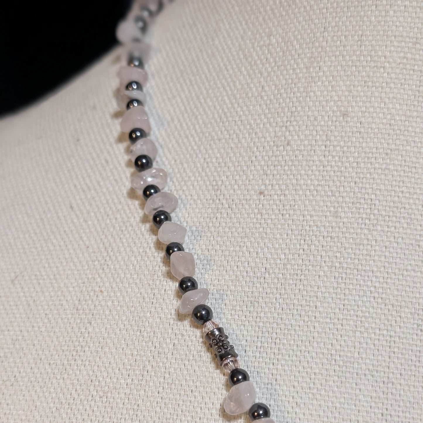 ✨Lady Punkoire✨| Rose Quartz & Hematite Cameo Necklace