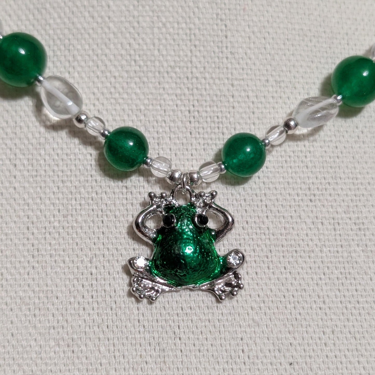 ✨Pondlight Jewels✨| Green Jade & Clear Quartz Frog Necklace