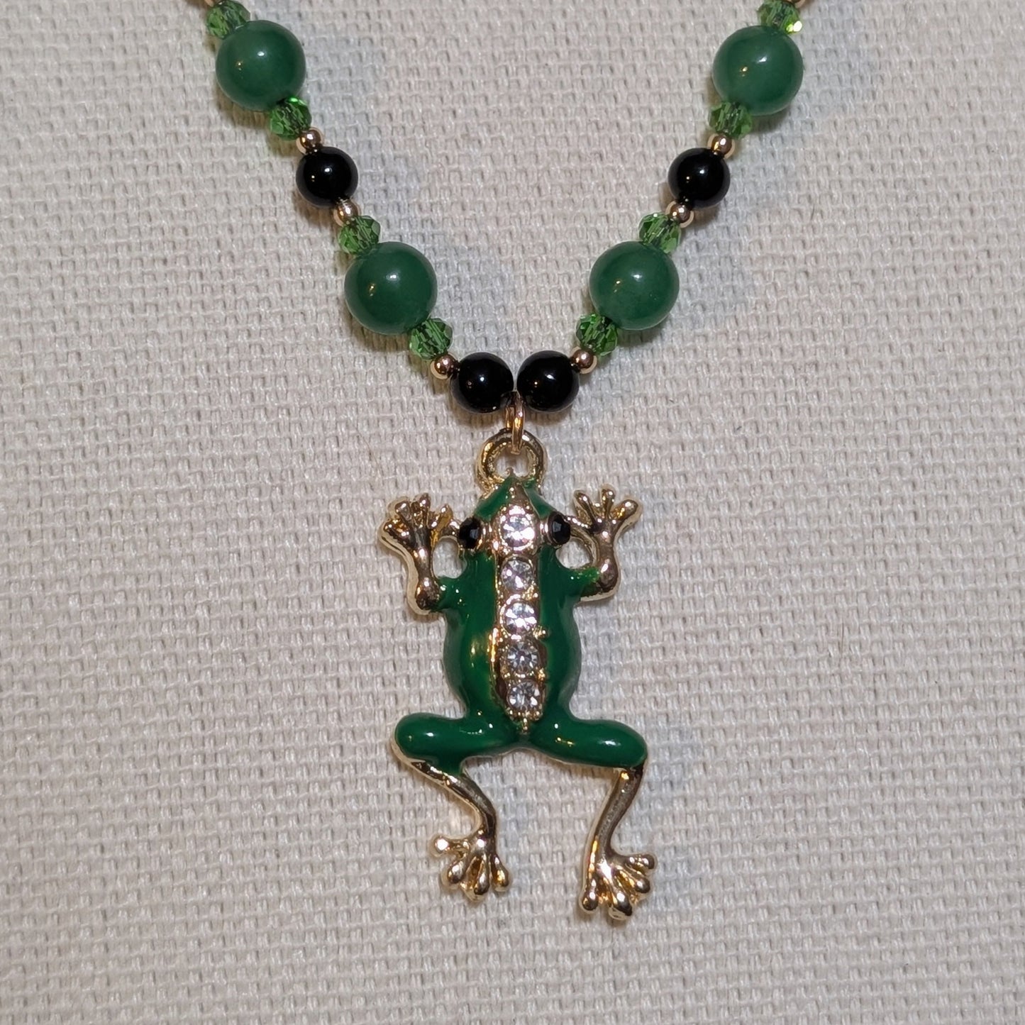 ✨Viscount Gildleap✨| Green Aventurine & Onyx Frog Necklace with Gold Accents
