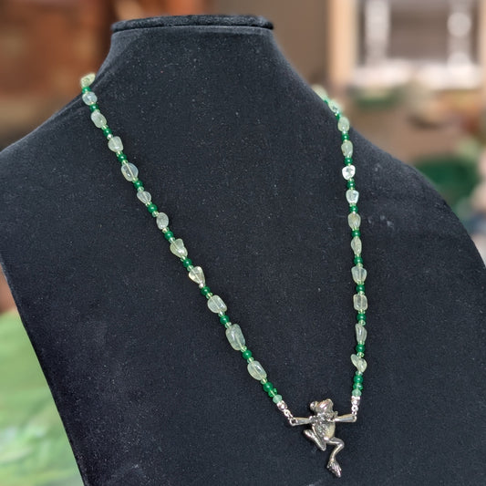 ✨Flipperfall✨| Prehnite & Green Jade Frog Necklace