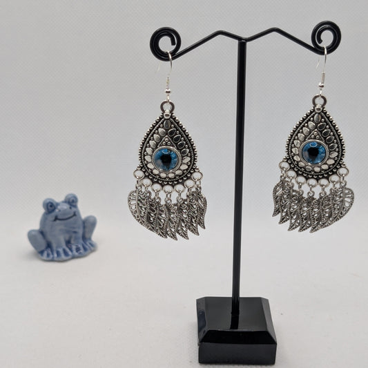 ✨The Frondwatchers✨ | Eyeball Earrings with Leaf Fringes
