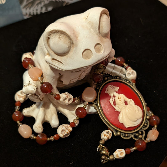 The Succubeloved of Catacomb Gardens