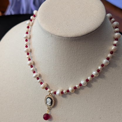✨Poison Apple✨| Pearl & Red Jade Cameo Necklace