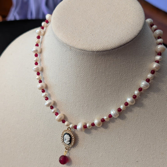 ✨Poison Apple✨| Pearl & Red Jade Cameo Necklace