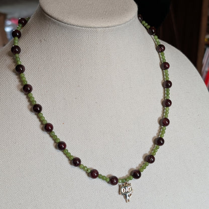 ✨Feliris✨| Garnet & Nephrite Jade Necklace with Cat Charm
