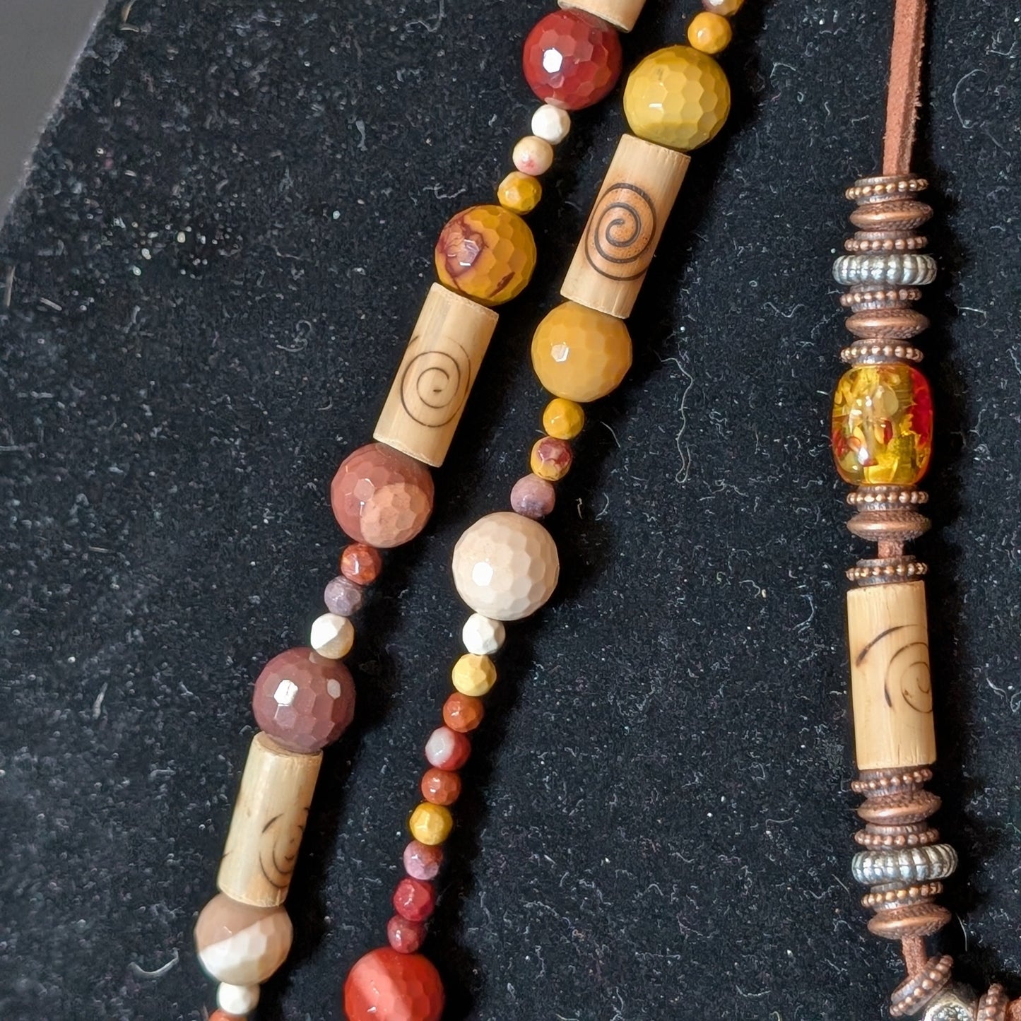 ✨The Spirift Amulet✨| Mookaite Jasper and Wood 3-Strand Necklace with Pendant