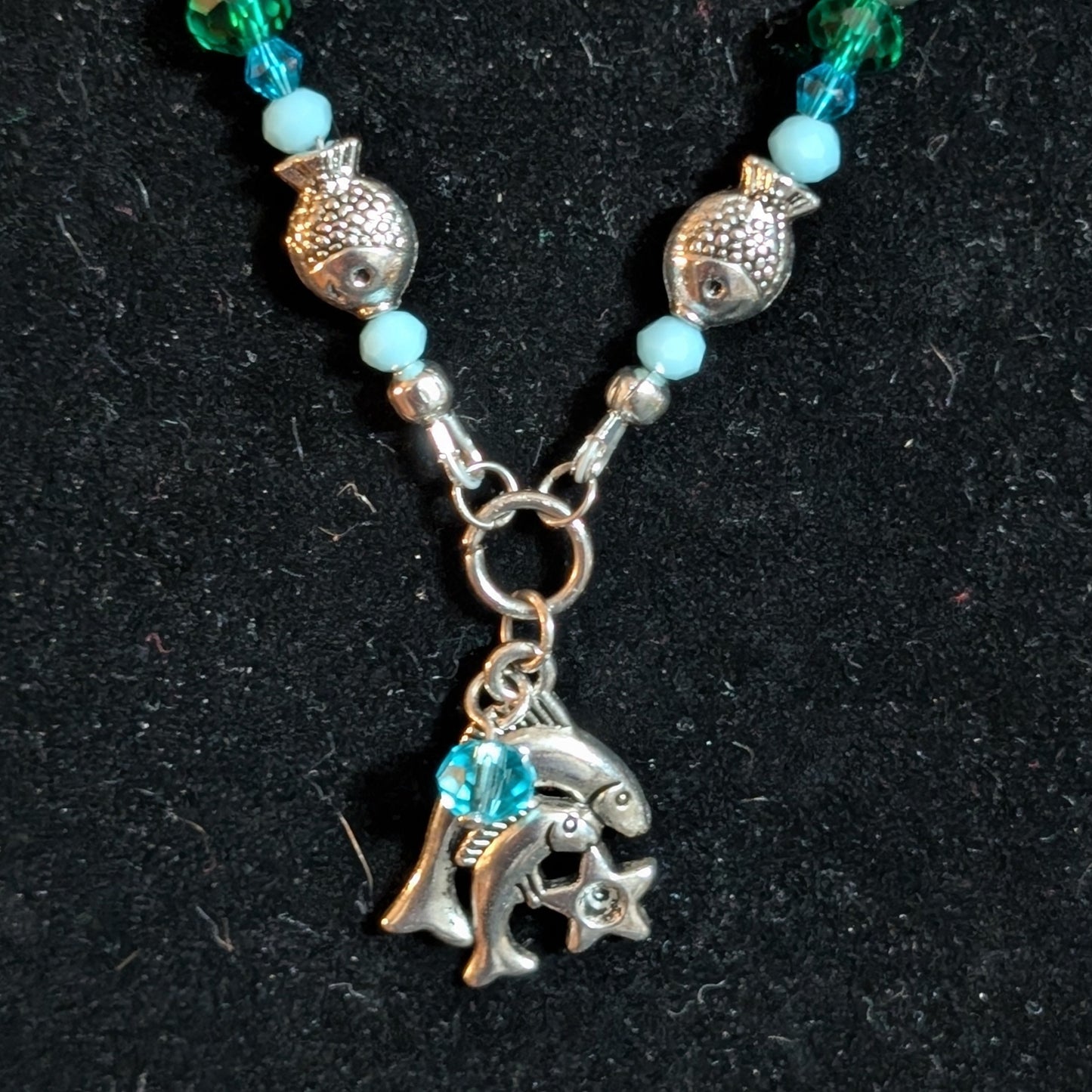 ✨Finfluenced✨| Pisces Zodiac Necklace – Aquamarine & Bloodstone with Fish Accents
