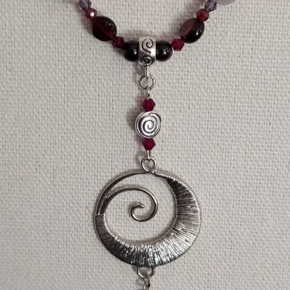 ✨Thistlecoil✨| Garnet & Amethyst Spiral Necklace