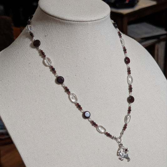 ✨Starleap✨| Garnet & Clear Quartz Capricorn Zodiac Necklace