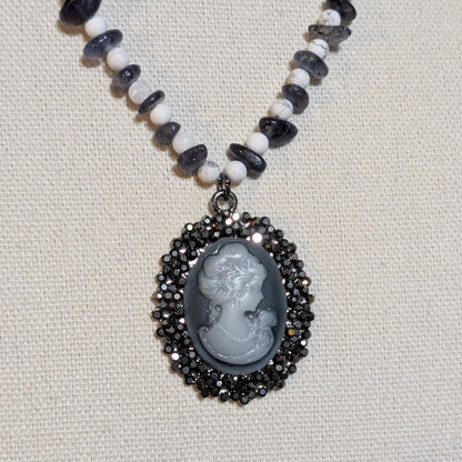 ✨Iolisse✨| Iolite & Howlite Cameo Necklace