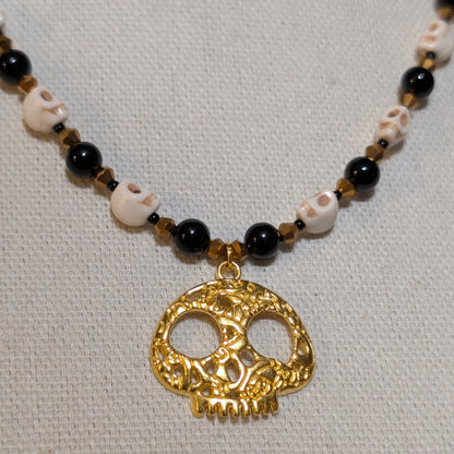 ✨Plundergeist✨| Onyx, Skull & Gold-Toned Filigree Pirate Necklace