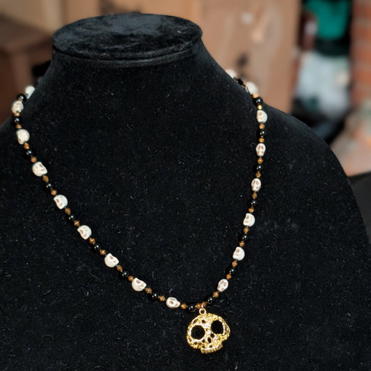 ✨Plundergeist✨| Onyx, Skull & Gold-Toned Filigree Pirate Necklace