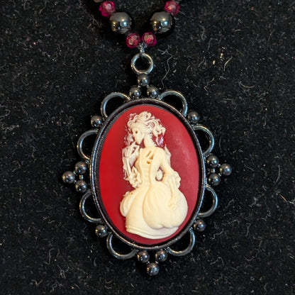 ✨Lady Sangoire✨| Red Agate & Onyx Necklace with Skeleton Cameo Pendant