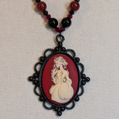 ✨Lady Sangoire✨| Red Agate & Onyx Necklace with Skeleton Cameo Pendant