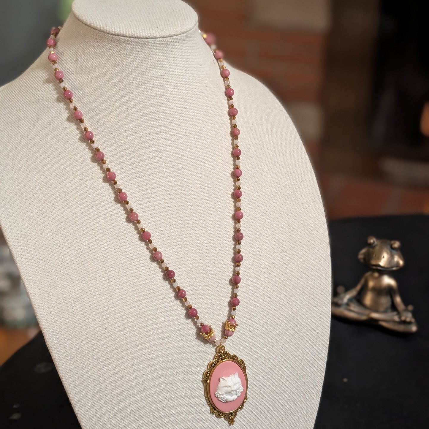✨Purrcilla✨| Rhodochrosite & Pink Morganite Cat Cameo Necklace