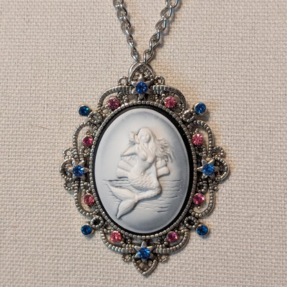 ✨Melusina’s Song✨| Mermaid Cameo Necklace with Pink & Blue Sparkle