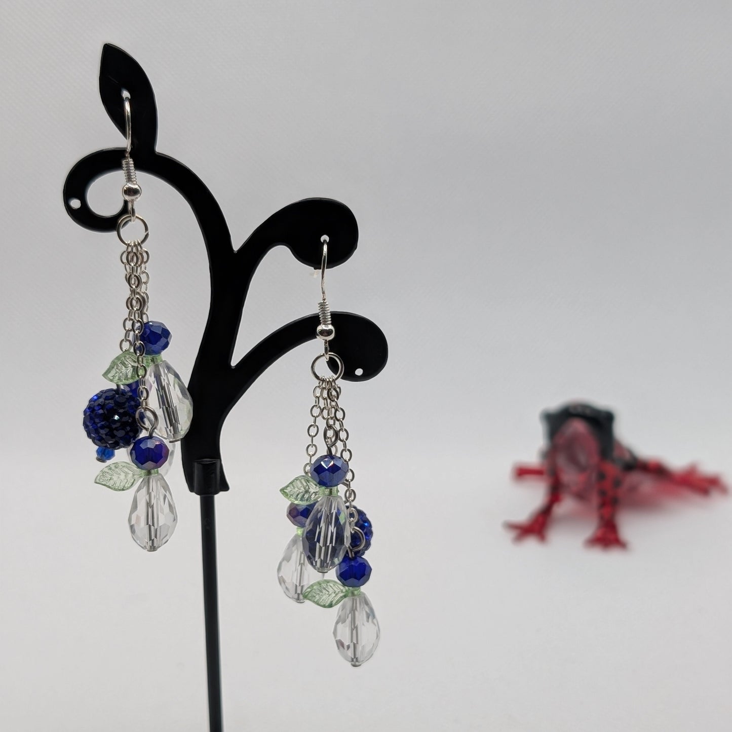 ✨Faeberries✨| Leaf-Winged Berry Cluster Earrings – Multiple Harvest Colors