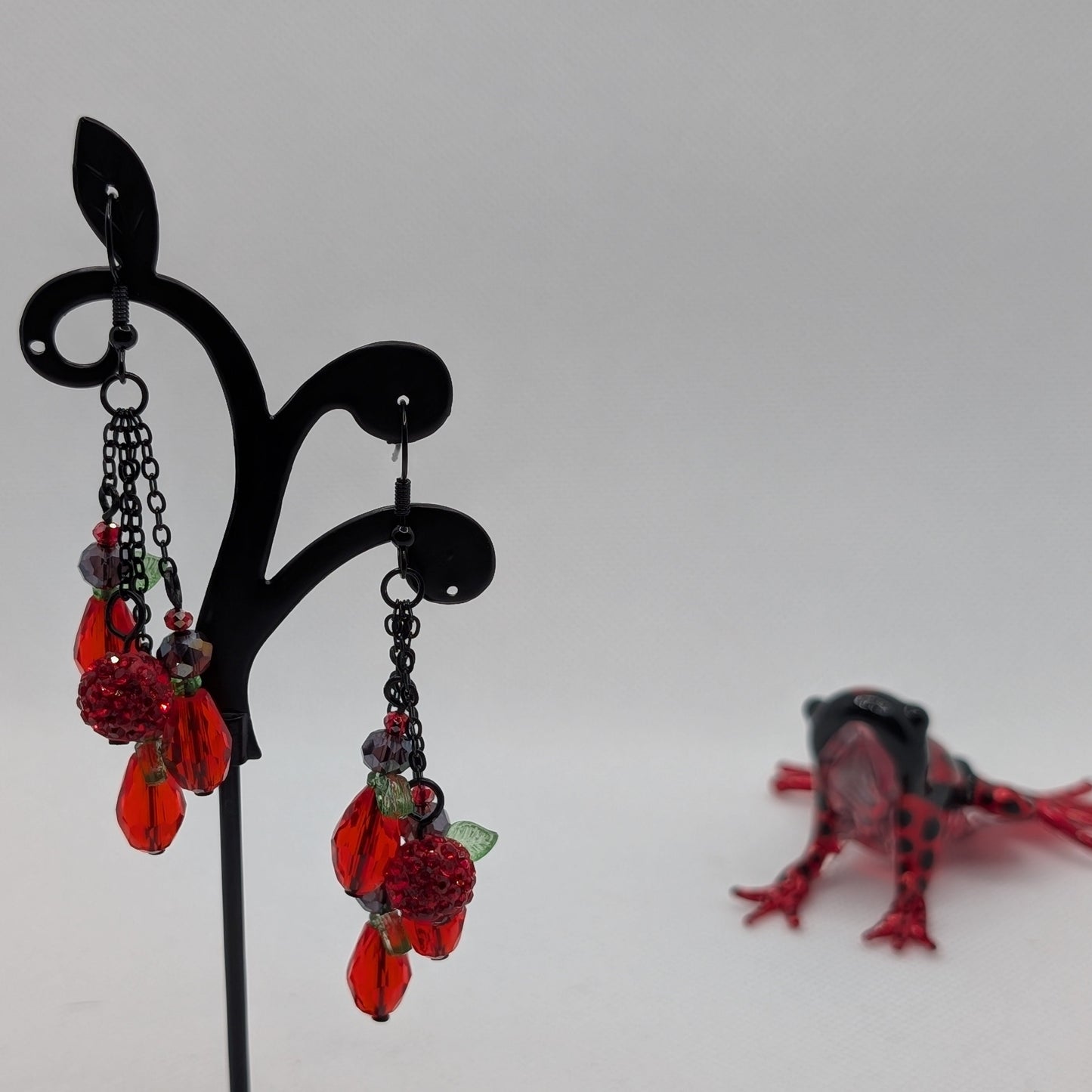 ✨Faeberries✨| Leaf-Winged Berry Cluster Earrings – Multiple Harvest Colors