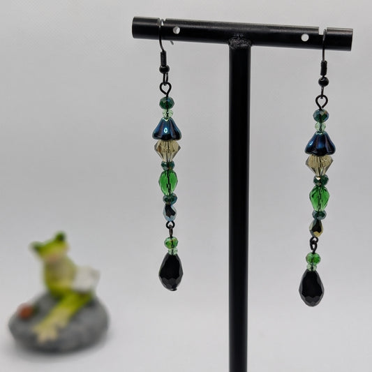 ✨Shadowmoss Vine✨| Green Beaded Forest Drop Earrings