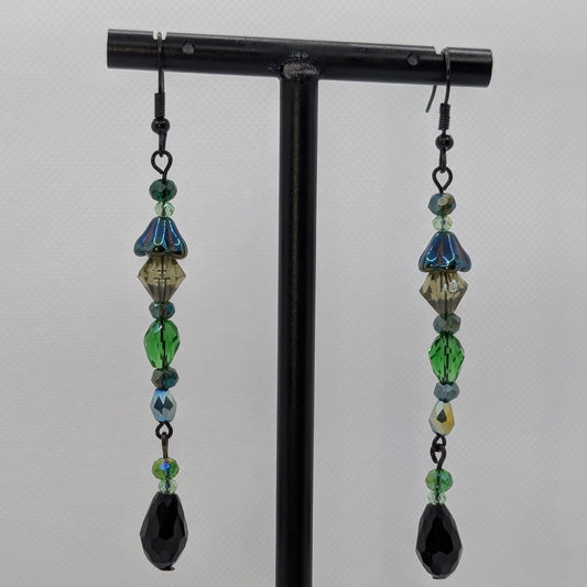 ✨Shadowmoss Vine✨| Green Beaded Forest Drop Earrings
