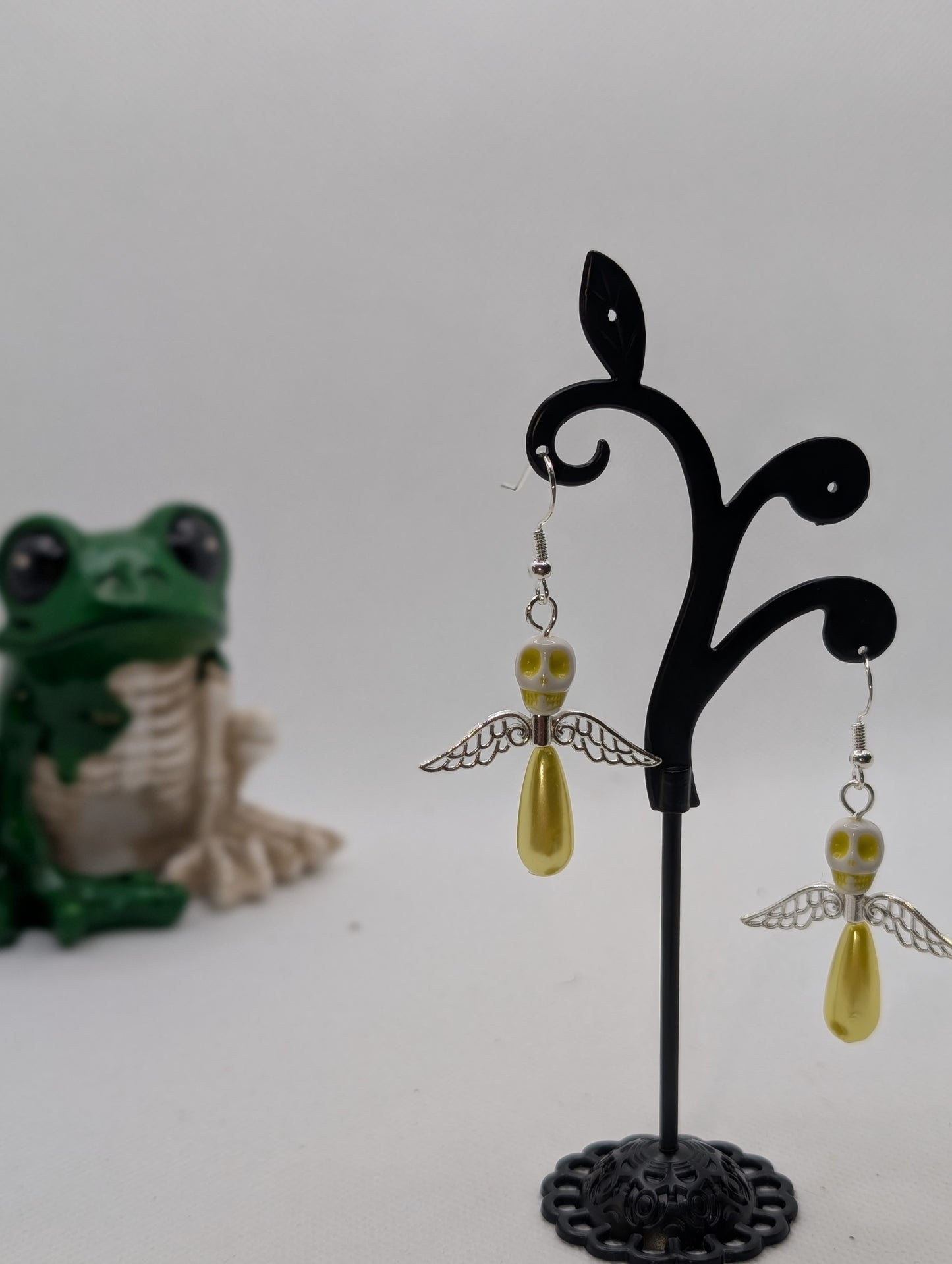 ✨The Dirgeward Flock✨ | Large Boneshee Winged Skull Earrings in 14 Variations