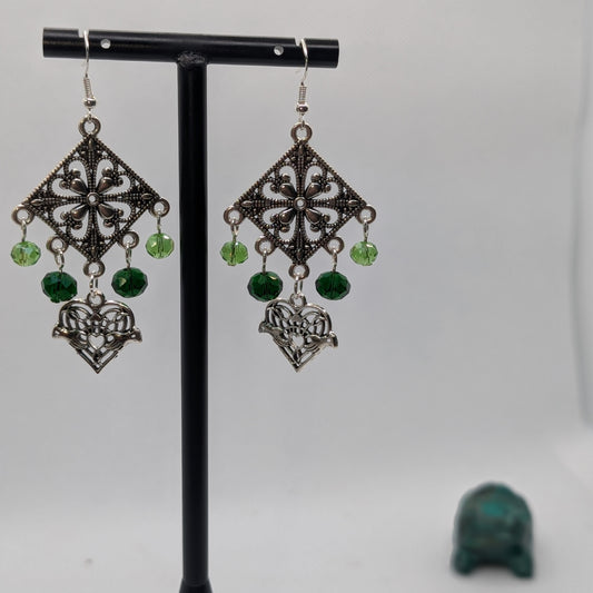 ✨Emerald Trellis✨ | Filigree Chandelier Claddagh Heart Earrings