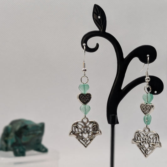 ✨The Knotkeeper’s Promise✨| Mint Glass Claddagh Heart Earrings