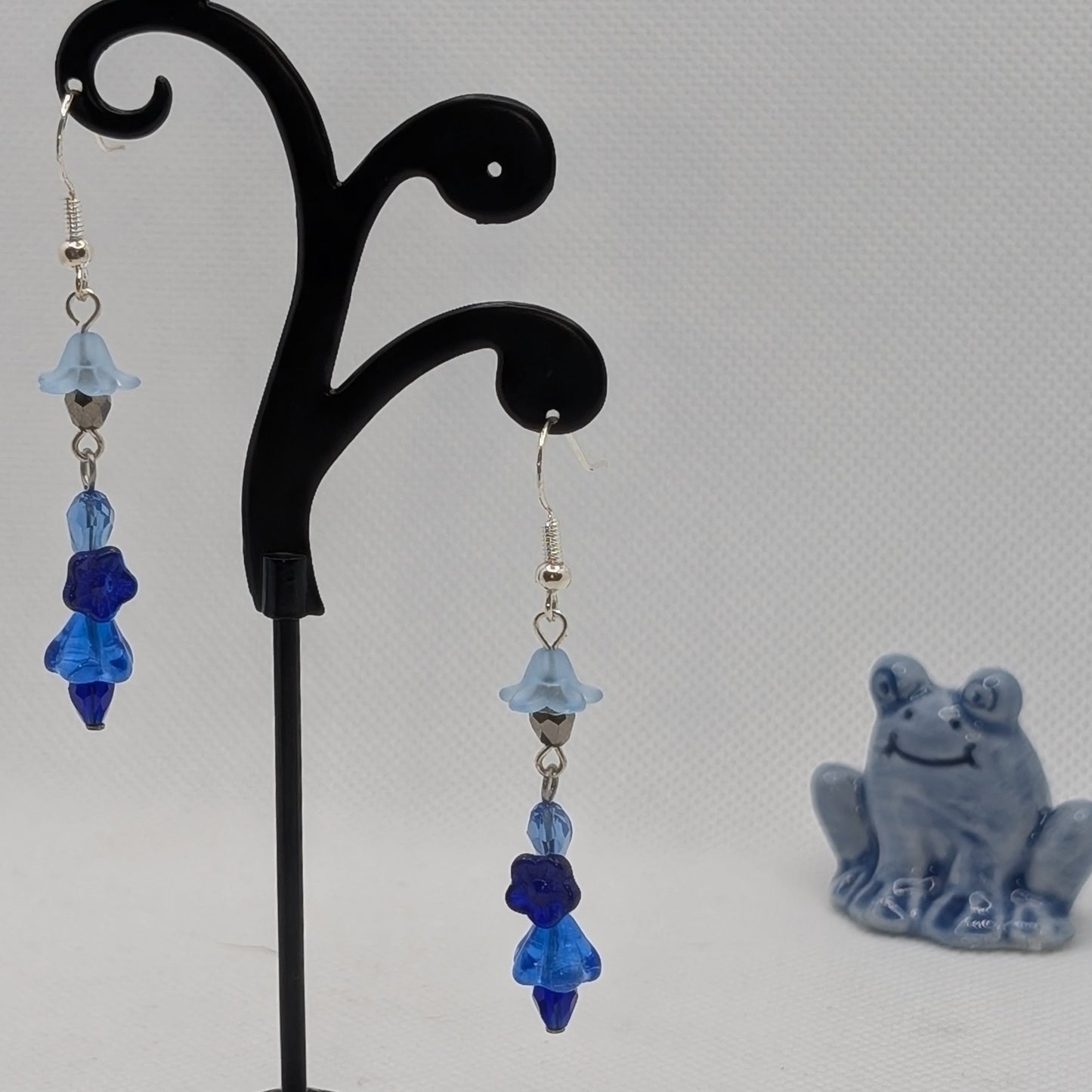✨Trillibloom✨| Blue Flower Totem Earrings