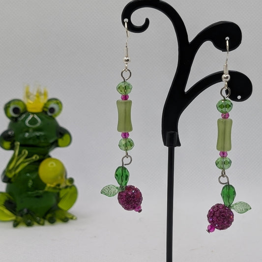 ✨Faefruit Giftvines✨| Fuschine Berry & Green Crystal Vine Dangles