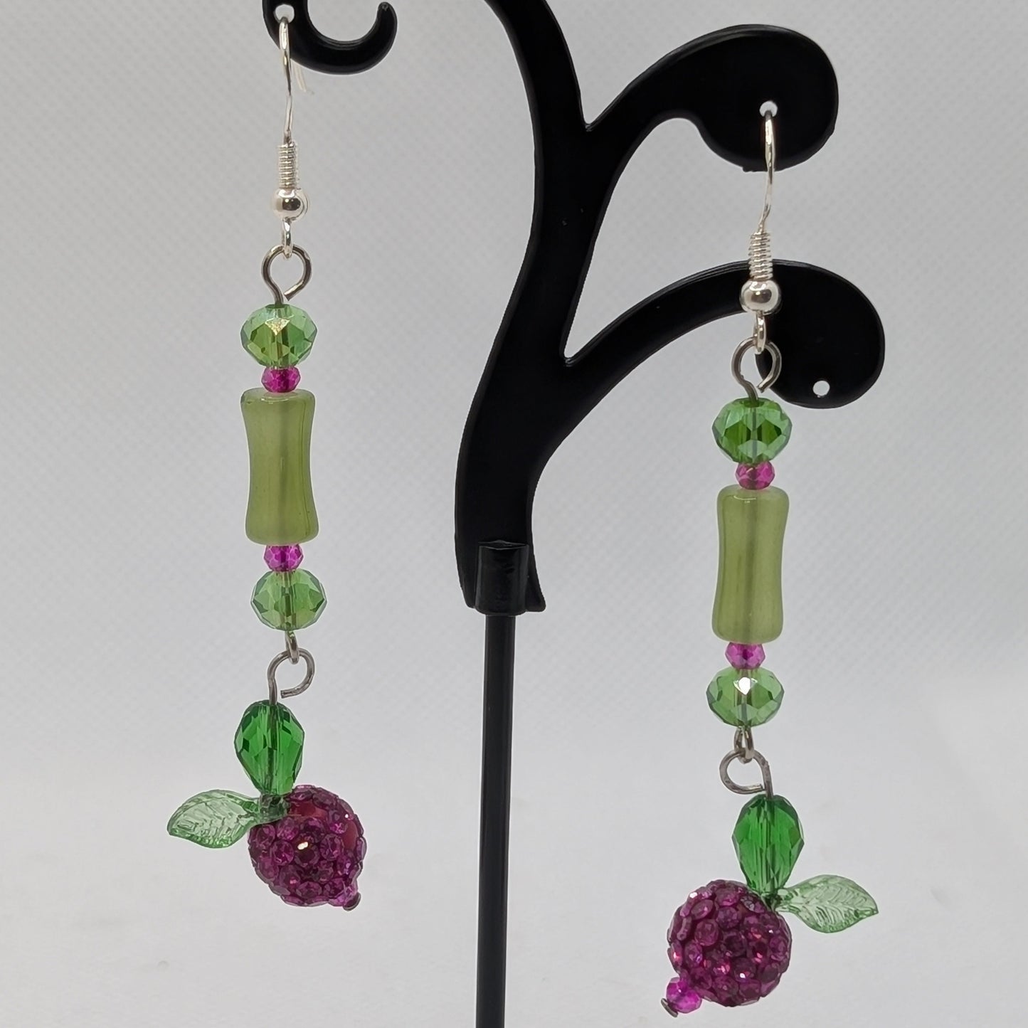 ✨Faefruit Giftvines✨| Fuschine Berry & Green Crystal Vine Dangles