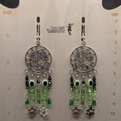 ✨Amphibloom✨| Green-Eyed Squintae Frog Flower Chandelier Earrings