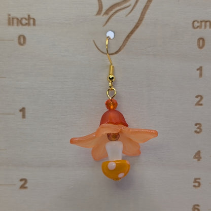 ✨The Petalskirt Funglings✨| Glass Mushroom & Petal Skirt Earrings