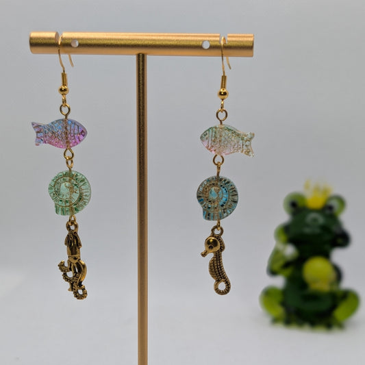 ✨Reefparty Runaways✨| Iridescent Fish, Shell & Sea Creature Earrings