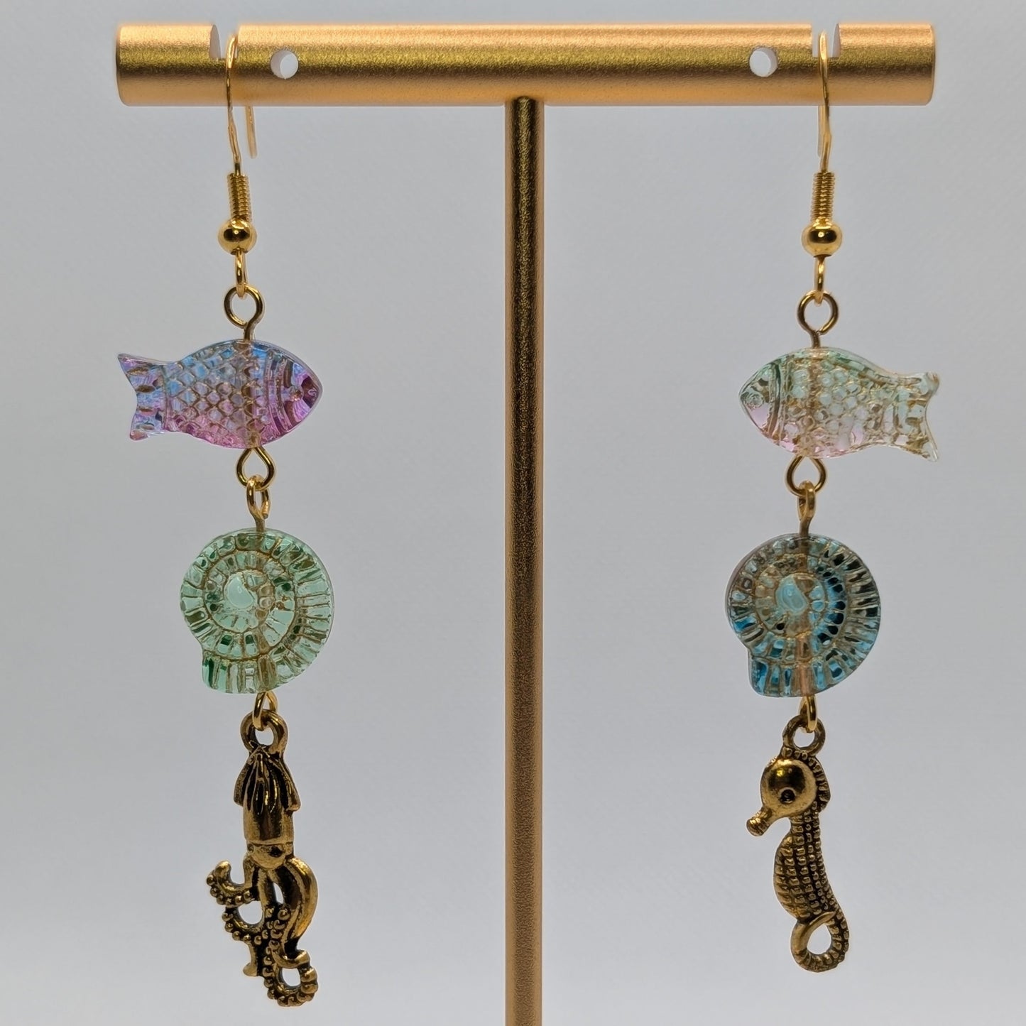 ✨Reefparty Runaways✨| Iridescent Fish, Shell & Sea Creature Earrings