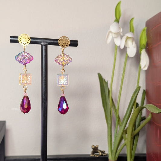 ✨Aurorafall✨| Iridescent Pink, Gold & Magenta Glass Drop Earrings