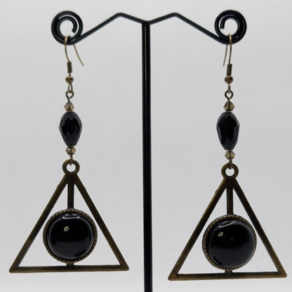 ✨Gloometry✨| Triangle Frame & Black Stone Cabochon Earrings