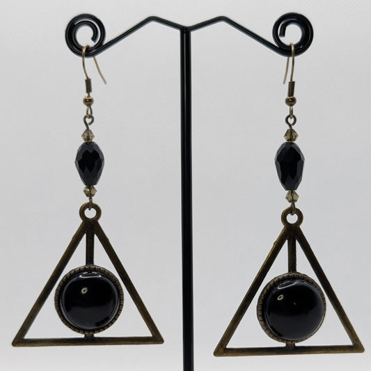 ✨Gloometry✨| Triangle Frame & Black Stone Cabochon Earrings
