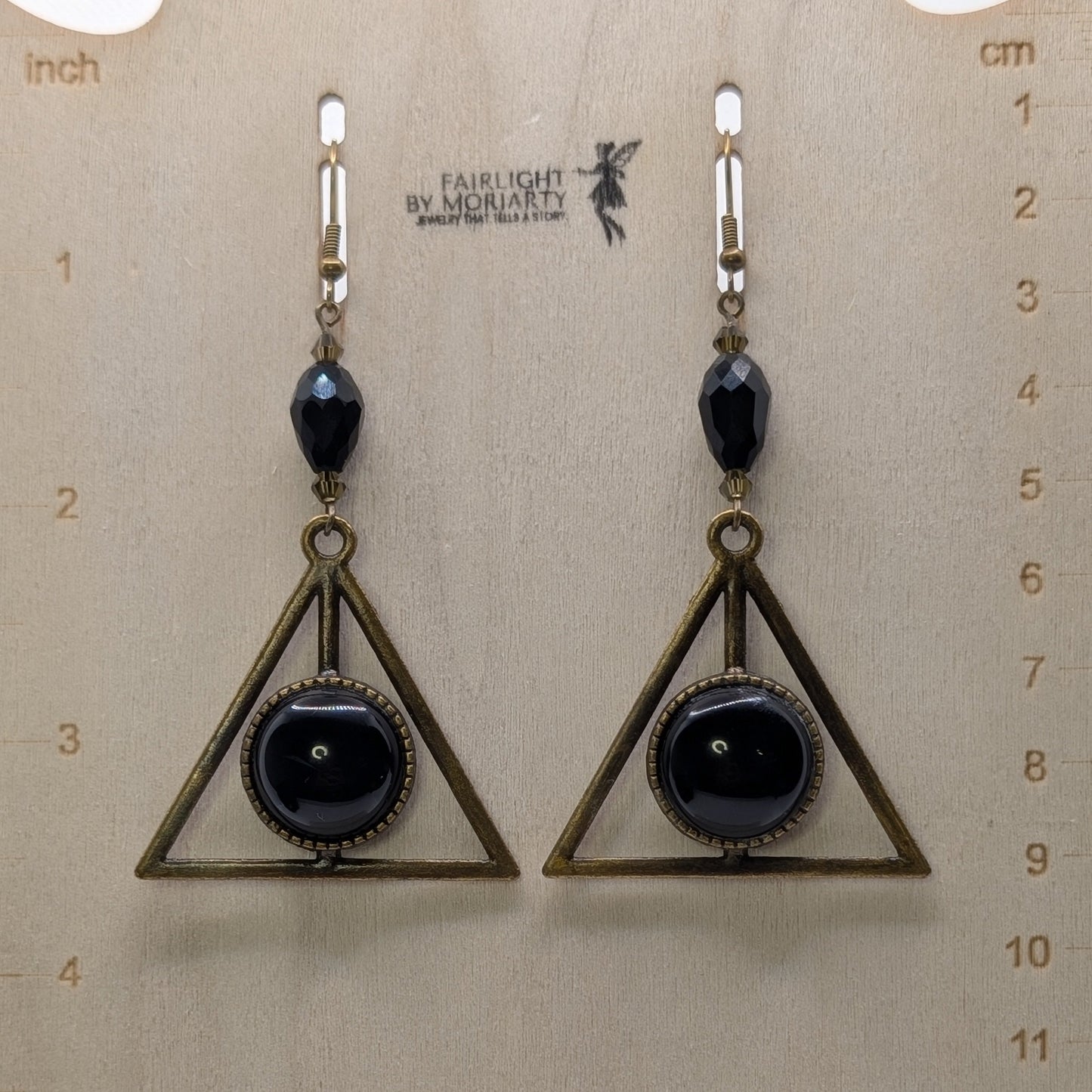 ✨Gloometry✨| Triangle Frame & Black Stone Cabochon Earrings