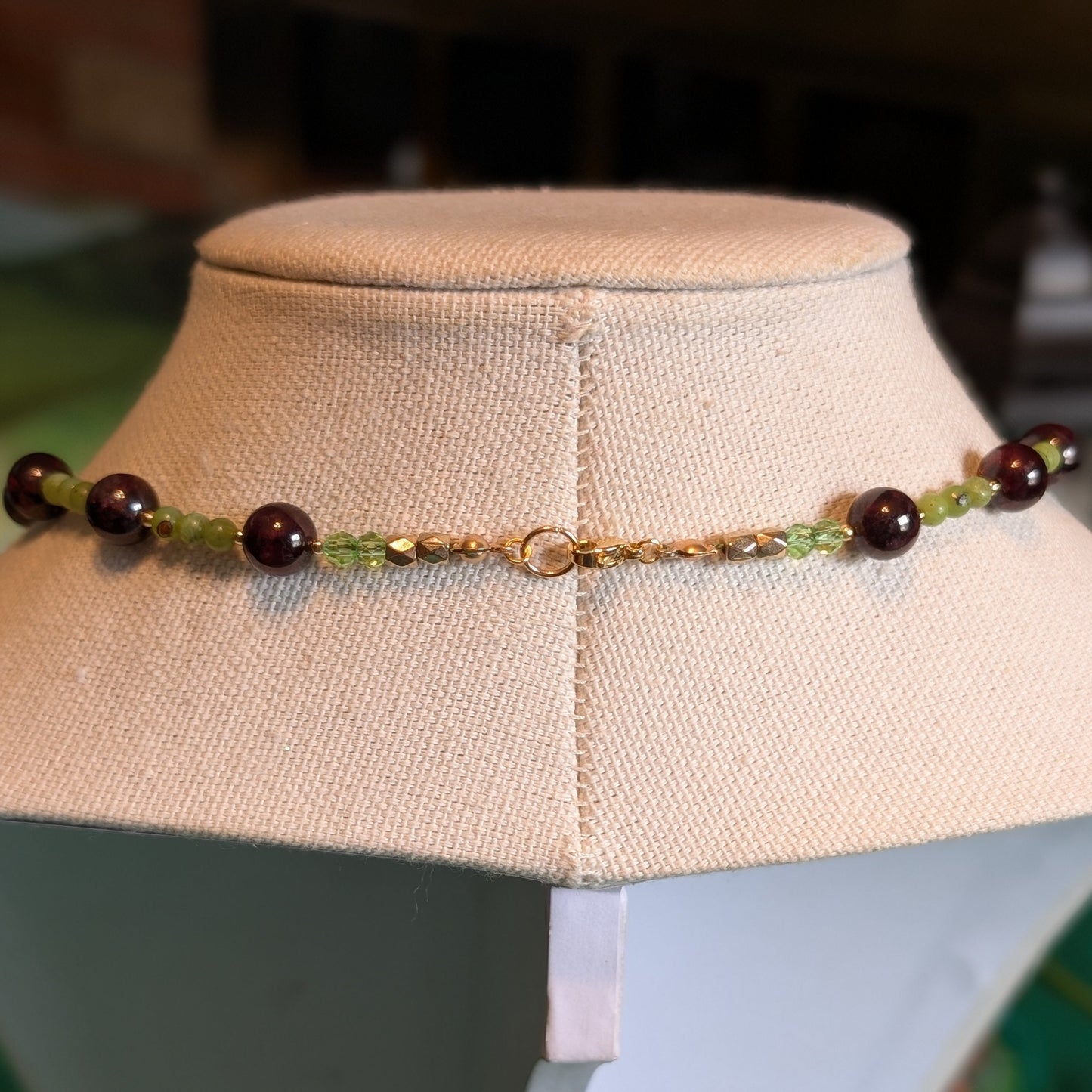 ✨Feliris✨| AAA Garnet & Nephrite Jade Cat Charm Necklace