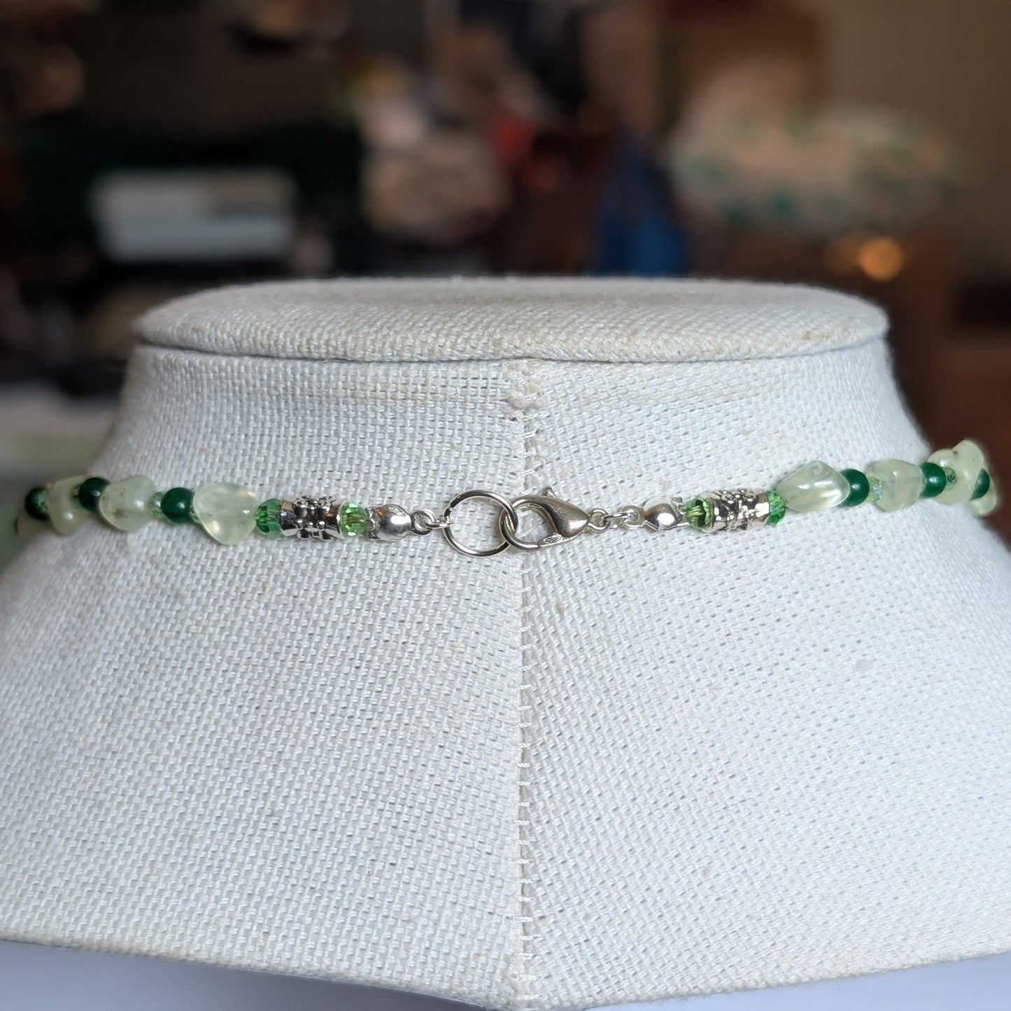 ✨Flipperfall✨| Prehnite & Green Jade Frog Necklace